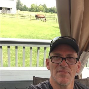 Meet your Posher, Bruce